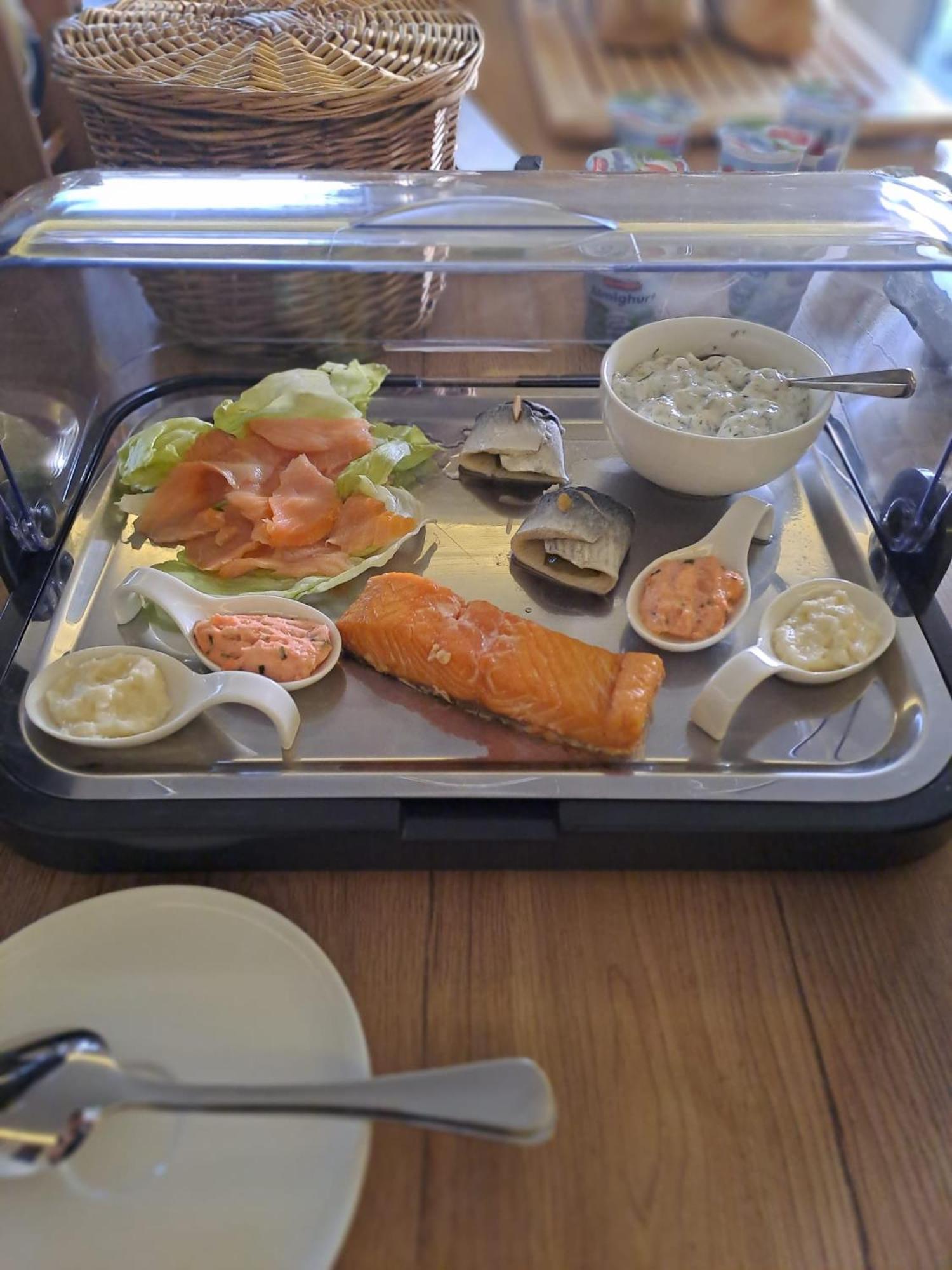 Hotel Rhin Inn Fehrbellin Eksteriør billede